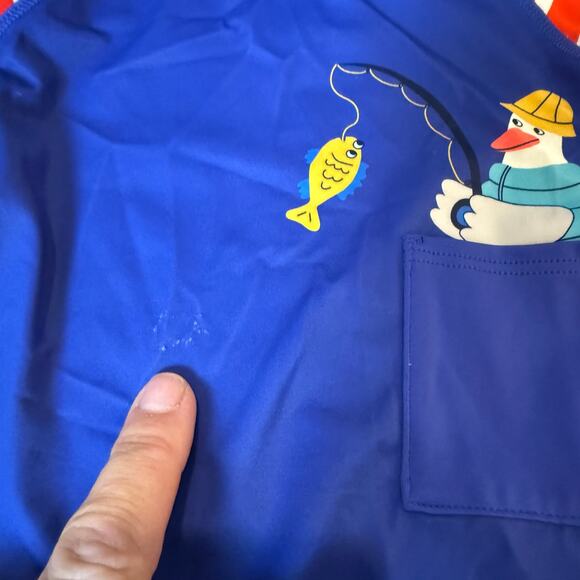 Mini Boden Boys Swimsuit 2 Piece Set Shorts Rashguard Top Red Stripe 5 6 5T - Picture 7 of 12